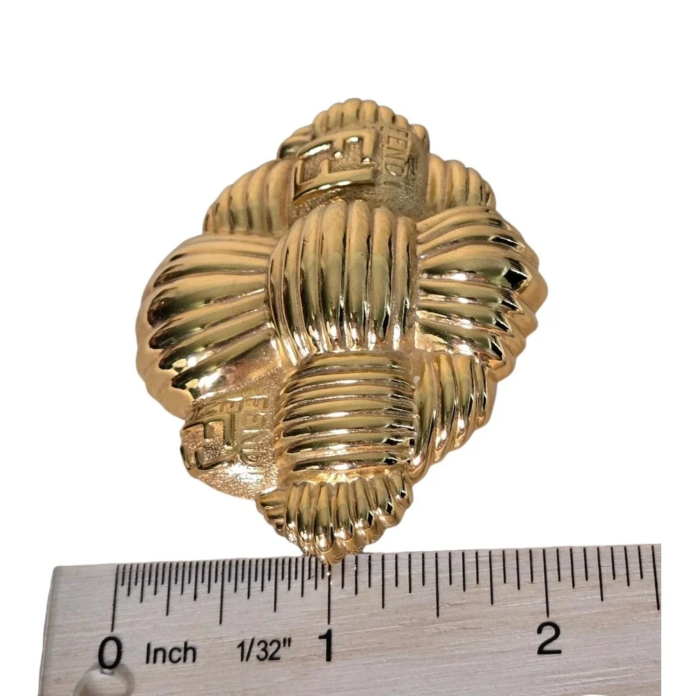 Vintage Fendi Designer Gold Plated Basket Weave Brooch 80s 90s Runway Pin